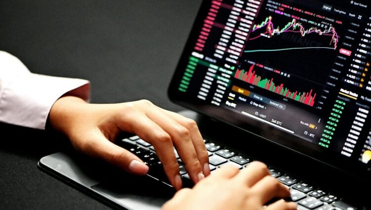 How CFD Trading Lets Investors Speculate on Stocks, Commodities, and Indices